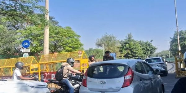 चंडीगढ़ में पीयू सीनेट चुनाव की मांग: रातभर धरना, दो दिन का अवकाश