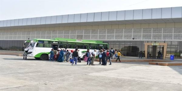 ग्वालियरः आईएसबीटी से बसों का संचालन हुआ शुरु, पहले दिन 50 से अधिक बसें पहुंची आईएसबीटी