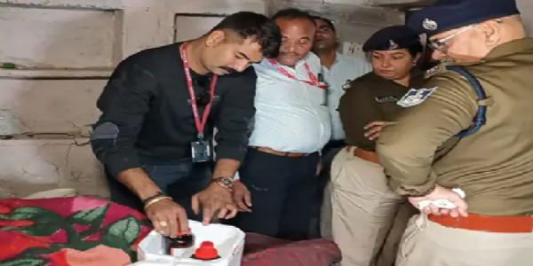 मप्रः मैहर में बंद घर से निकली जहरीली गैस, पुलिस ने जांच की तो अंदर चल रही थी अवैध केमिकल फैक्ट्री
