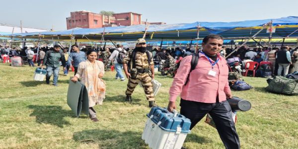 पश्चिम चंपारण में 72 प्रत्याशियों के लिए 26 लाख 27 हजार 131 मतदाता करेंगे मतदान