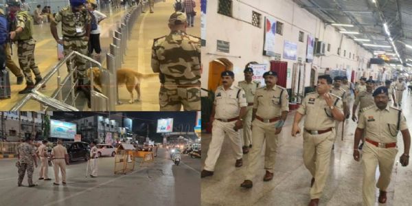 रायपुर रेलवे स्टेशन पर गश्त करती पुलिस रायपुर रेलवे स्टेशन पर गश्त करती पुलिस