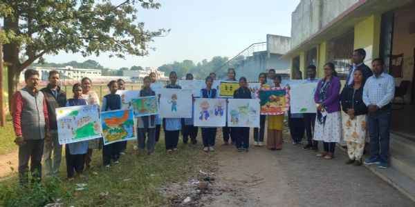 झारखंड स्थापना दिवस : पेंटिंग प्रतियोगिता में 25 प्रतिभागियों ने लिया भाग