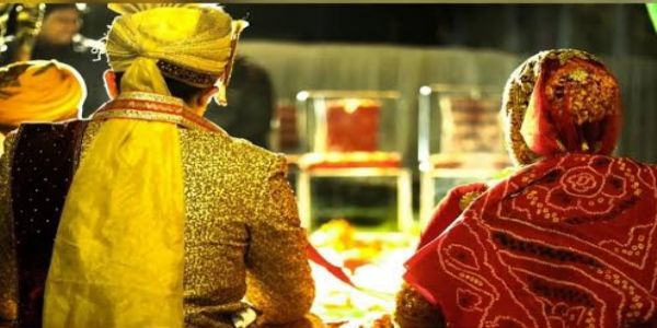 सांईथिया में अनोखी मिसाल, पति ने पत्नी की शादी कराई अपने ही मित्र से