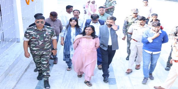 मुख्यमंत्री के प्रस्तावित कार्यक्रम को लेकर उपायुक्त ने किया उलिहातू का दौरा