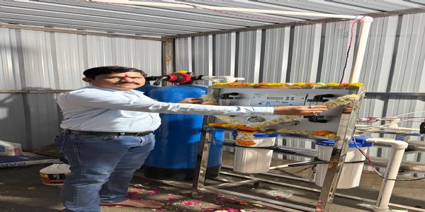 सोलापुर बाढ़ पीड़ितों को ठाणे आरटीओ की मदद ,निशुल्क आरओ शुद्ध जल केंद्र