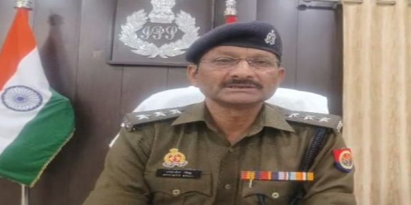 पैंट पर लगे खून के धब्बे ने खोला महिला की हत्या का राज