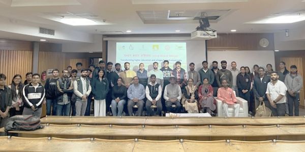 आईआईटी दिल्ली में आयोजित समारोह में प्रो. वीरेन्द्र कुमार विजय, राष्ट्रीय समन्वयक (यूबीए) व अन्य