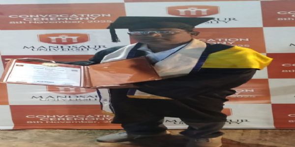 जालौन के सर्वेश कुमार जाटव को पीएचडी की उपाथि, डायबिटिक नेफ्रोपैथी पर किया शोध