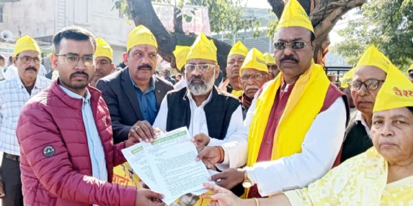 राज्‍य के ओबीसी वर्ग को सम्मान दे राज्‍य सरकार : महेश्वर