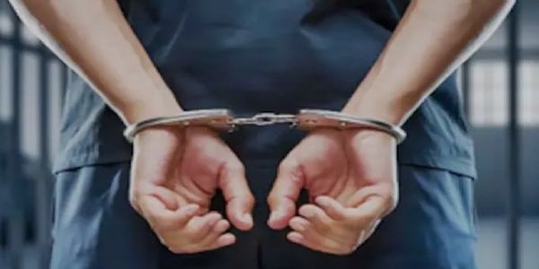 छेड़खानी व धर्म परिवर्तन का दबाव बनाने में एक गिरफ्तार