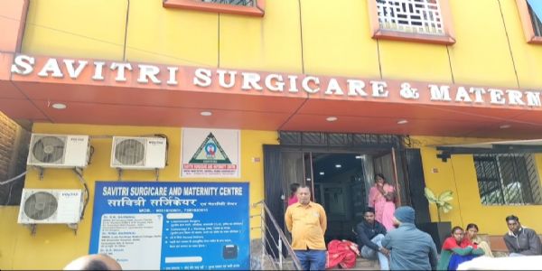 महिला की मौत के बाद अस्पताल में तोड़फोड़