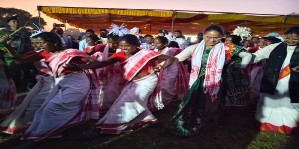 ऐतिहासिक हड़गड़ी जतरा में थि‍रकी मंत्री शिल्पी नेहा तिर्की