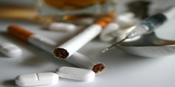 नशीली औषधियों के मामले में औचक निरीक्षण, 12 फर्मों के ड्रग लाइसेंस निलम्बित