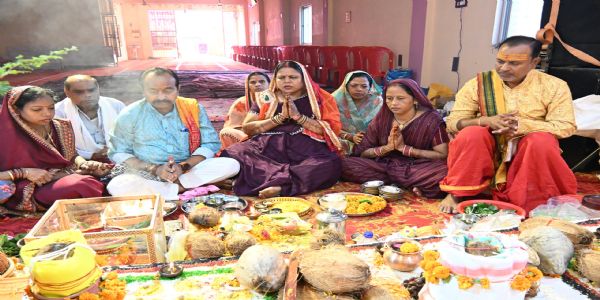 शिव महापुराण कथा सुनने से जन्म-जन्मांतर के धुल जाते हैं पाप : टीकम शरण महाराज