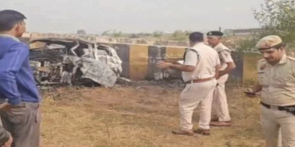 नूंह : दिल्ली- मुंबई एक्सप्रेस-वे पर कार में आग से जिंदा जला चालक