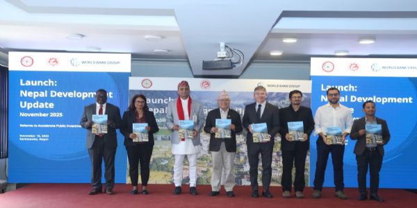 विश्व बैंक द्वारा जारी किया गया आर्थिक रिपोर्ट