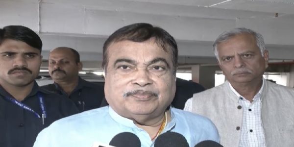 नीतिन गाड़करी नीतिन गाड़करी