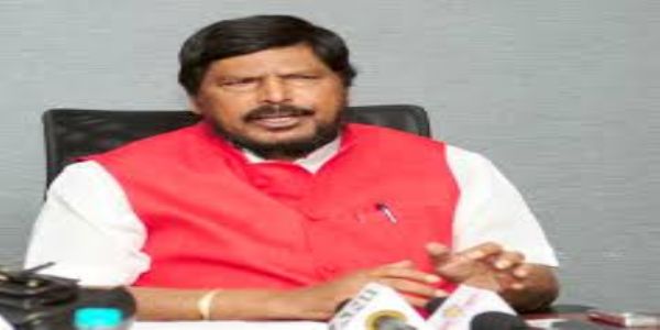 केन्द्रीय राज्यमंत्री रामदास आठवले