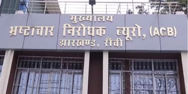 एसीबी ने शराब घोटाला मामले में छत्तीसगढ़ के कारोबारी को किया गिरफ्तार