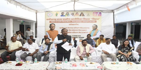 बलरामपुर : स्वरोजगार बढ़ाने की दिशा में पहल, मंत्री रामविचार नेताम ने तीन प्रशिक्षण केंद्रों का किया शुभारंभ