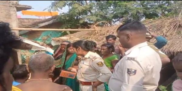 गंगा नदी में डूबी मजदूरों से भरी नाव, दो महिला की हालत नाजुक