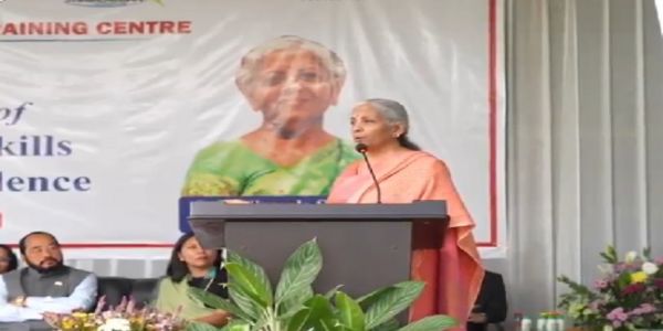 नगालैंड के कॉरपोरेट निवेश में बेहद सकारात्मक बदलाव: सीतारमण