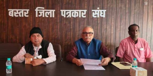 प्रस्तावित आरीडोंगरी माइंस के विस्तार के लिए गुपचुप तरीके से लिया अनापत्ति प्रमाणपत्र : उमाशंकर शुक्ला