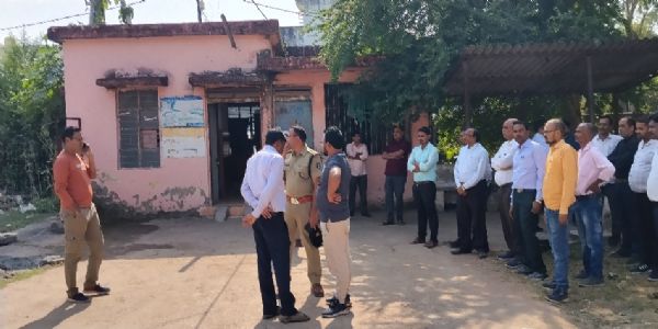 धमतरी:पीडब्ल्यूडी के कार्यपालन अभियंता संतोष कुमार नेताम की संदेहास्पद मौत