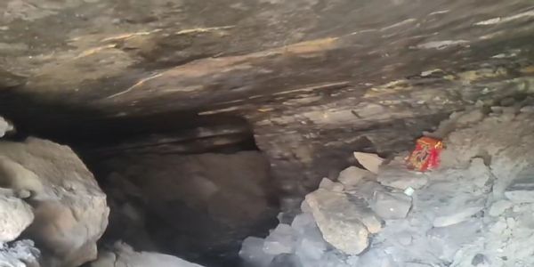 धनबाद के निरसा में अवैध उत्खनन के दौरान चाल धंसने से चार लोगों की मौत की आशंका