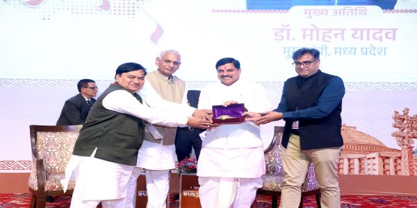 मप्र सुशासन संवाद 2.0 में मुख्यमंत्री डॉ. मोहन यादव ने रखा मप्र विकास का विजन