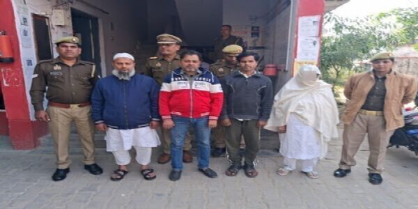 कूटरचित दस्तावेज तैयार कर फर्जी बैनामा कराने पहुंचे 4 अभियुक्त गिरफ्तार