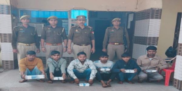 सनातन एकता पदयात्रा में मोबाइल चोरी कर रहे थे फिरोजाबाद के छह शातिर, गिरफ्तार