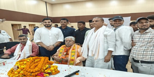 डॉ. प्रेम कुमार को बिहार का मुख्यमंत्री बनाने की मांग तेज — अति पिछड़ा समाज की बैठक