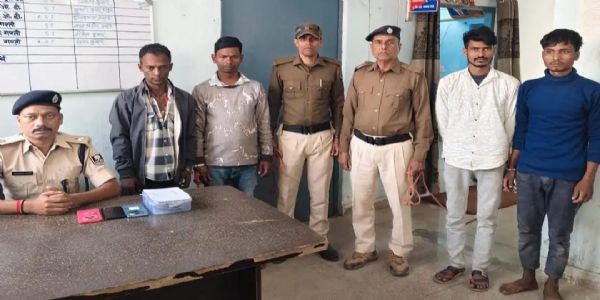 रक्सौल में 25 ग्राम स्मैक के साथ चार कारोबारी गिरफ्तार