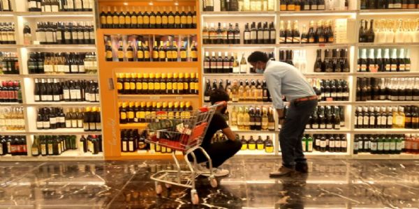 जिला आबकारी विभाग ने कंपोजिट शॉप का लाइसेंस किया निरस्त