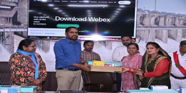 10 गांवों को बांटा गया रास्पबेरी पीआई मिनी कंप्यूटर