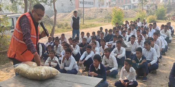 व्यक्ति की हृदय गति रुकने पर सीपीआर देकर बचा सकते हैं जान, दी गई जानकारी