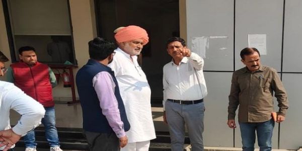 सोनीपत: कृषि मंत्री श्याम सिंह राणा ने अंतरराष्ट्रीय बागवानी मंडी का किया दौरा