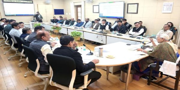 निर्माण कार्य निर्धारित समय सीमा में गुणवत्तापूर्ण तरीके से पूरे किए जाएं : राज्यपाल