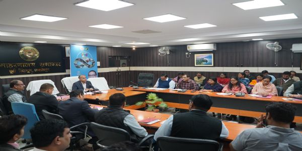 विकास योजनाओं के प्रभावी क्रियान्वयन के लिए उपायुक्त ने दिए दिशा-निर्देश