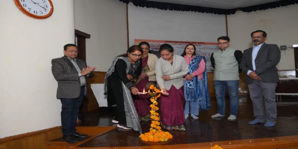 रुड़की सीबीआरआई में हुआ भारत अंतरराष्ट्रीय विज्ञान महोत्सव 2025 का कर्टेन रेज़र कार्यक्रम