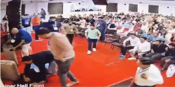 सूरत में स्पीच देते वक्त अचानक गिरी अहमदाबाद की युवती की मौत