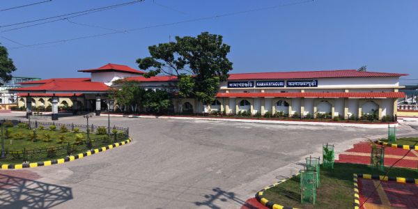 कामाख्यागुड़ी रेलवे स्टेशन का सौंदर्यीकरण कार्य अंतिम चरण में