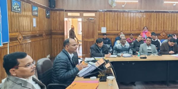 चंपावत में जनता मिलन कार्यक्रम, जिलाधिकारी ने 70 शिकायतों का त्वरित निस्तारण