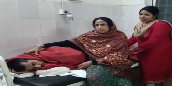 अपराधियों ने जेवर दुकान से लूटे चार करोड़ के जेवरात, दुकानदार को पीटा