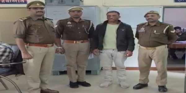 चोरी के मुकदमे में वांछित चल रहे आरोपित काे जीआरपी ने किया गिरफ्तार