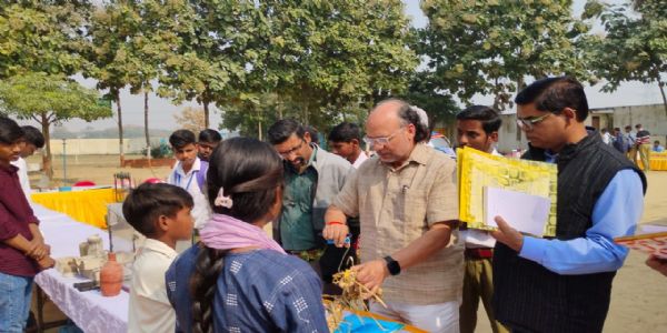 जुगाड़ू वैज्ञानिकों के नवाचारों ने मोहा मन,  प्रदर्शनी में चमके 26 नवप्रवर्तक
