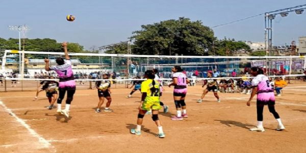 नरसिंहपुरः राष्ट्रीय व्हालीबॉल प्रतियोगिता का आज समापन, कैलाश खेर आएंगे गाडरवाड़ा