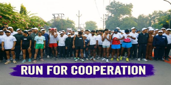 रन फार कॉरपोरेशन कार्यक्रम के तहत आयोजित दौड़ में स्थानीय नागरिक एवं युवा उमड़े