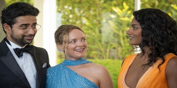 सिमोन एश्ले - फोटो सोर्स एक्स